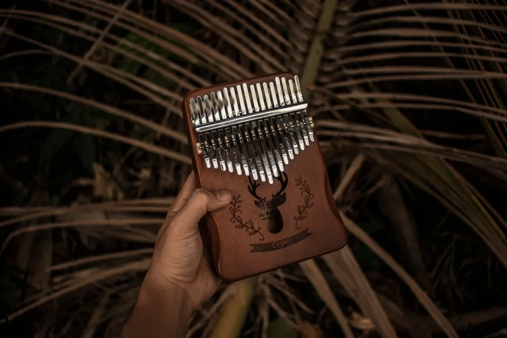 Est-ce qu'on peut jouer du kalimba sans ongle ?