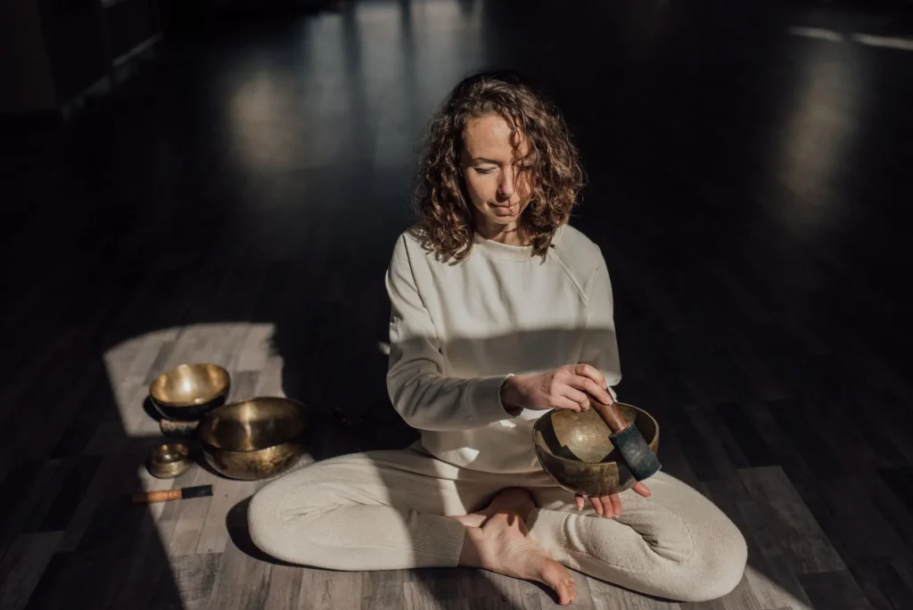 Tibetan Singing Bowl: Step-by-Step Instructions to Make It Sing Easily
