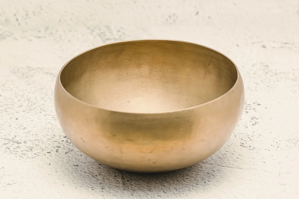 Comment reconnaître un vrai bol tibétain artisanal