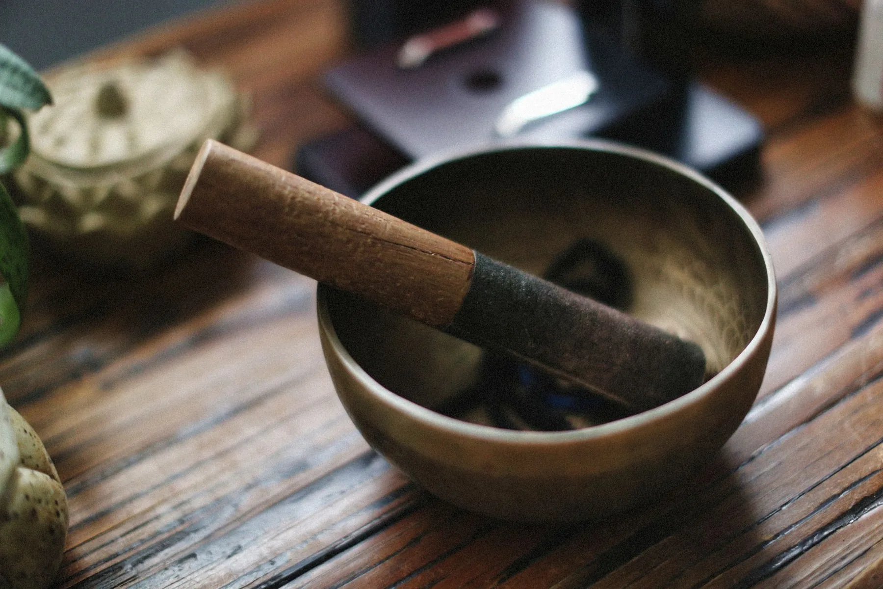 Tibetan singing bowl with sound mallet Tibetan singing bowl with sound mallet