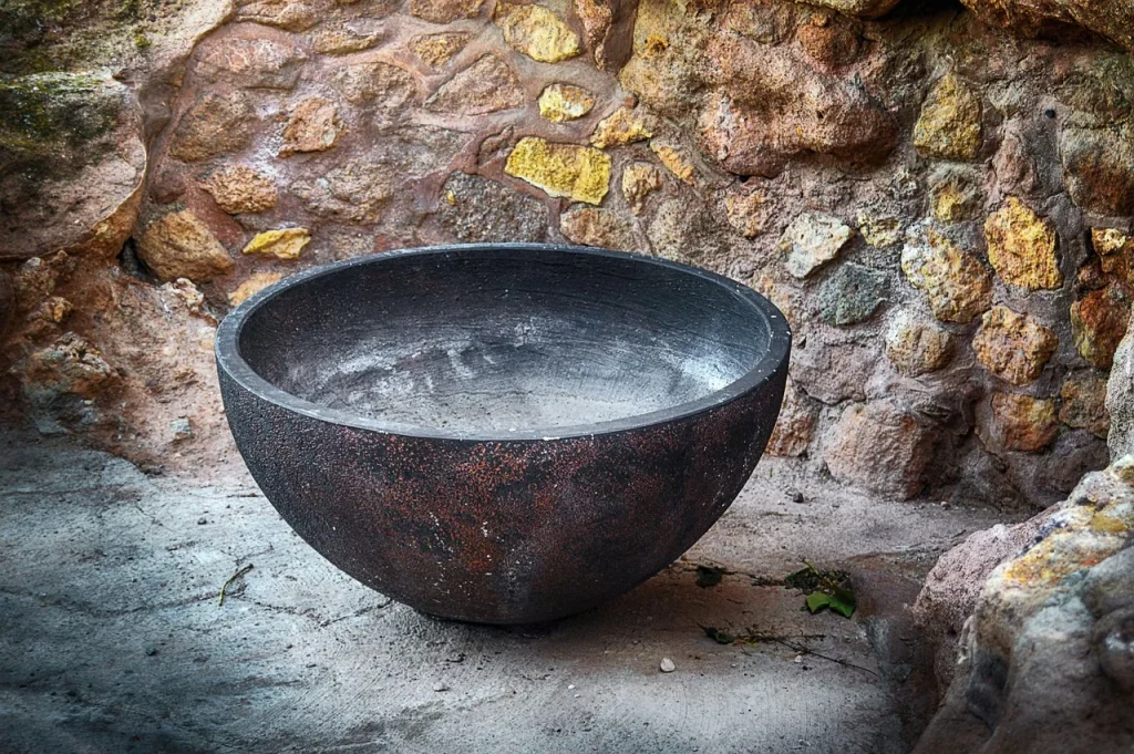 Which Tibetan Singing Bowl Should You Choose for Your Dominant Chakra?