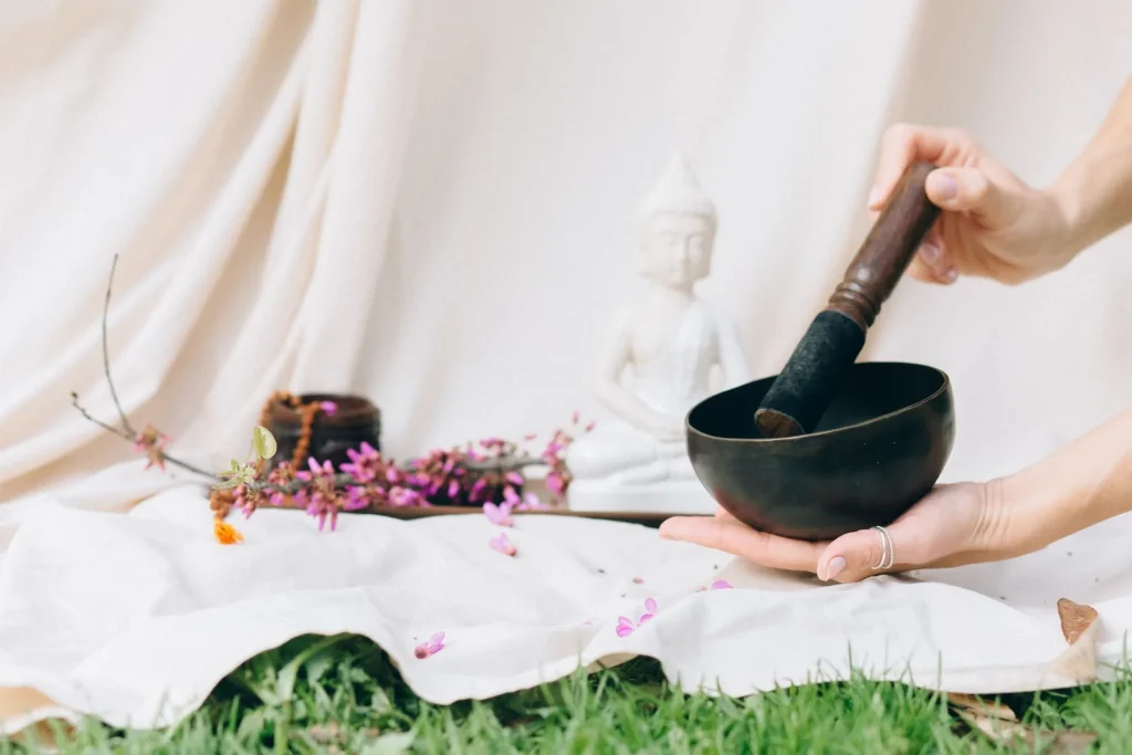 Tibetan Singing Bowl Sound Bath: What Is It?