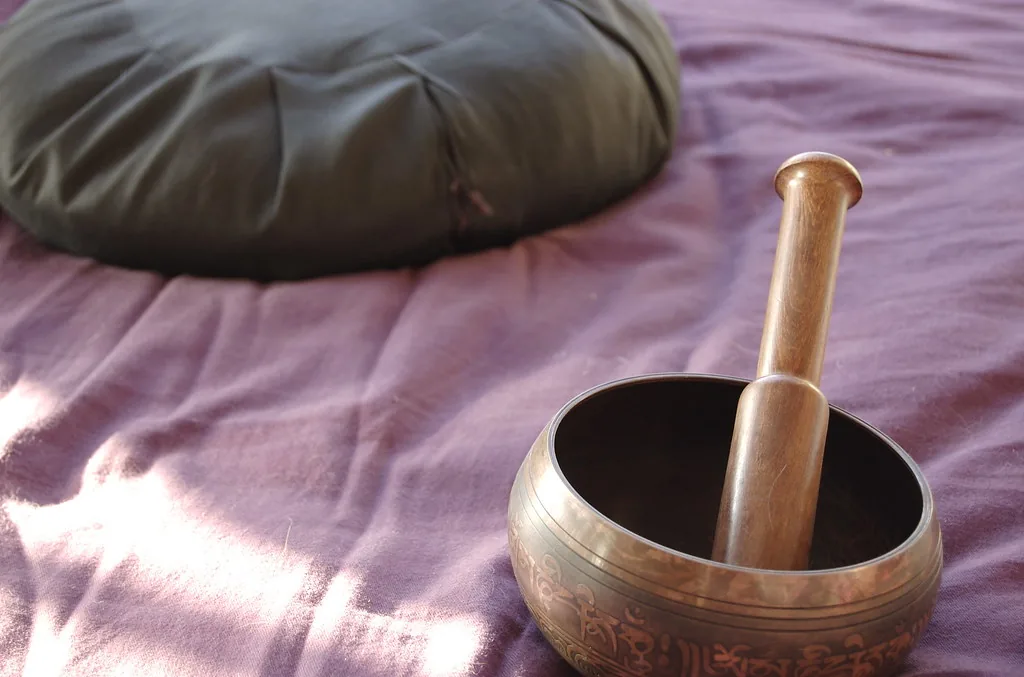 Tout savoir sur les coussins pour bols tibétains