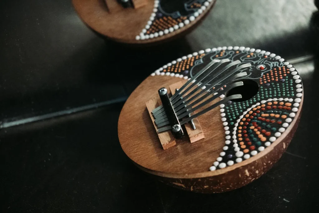 Est-ce que le Kalimba est un instrument à percussion ?