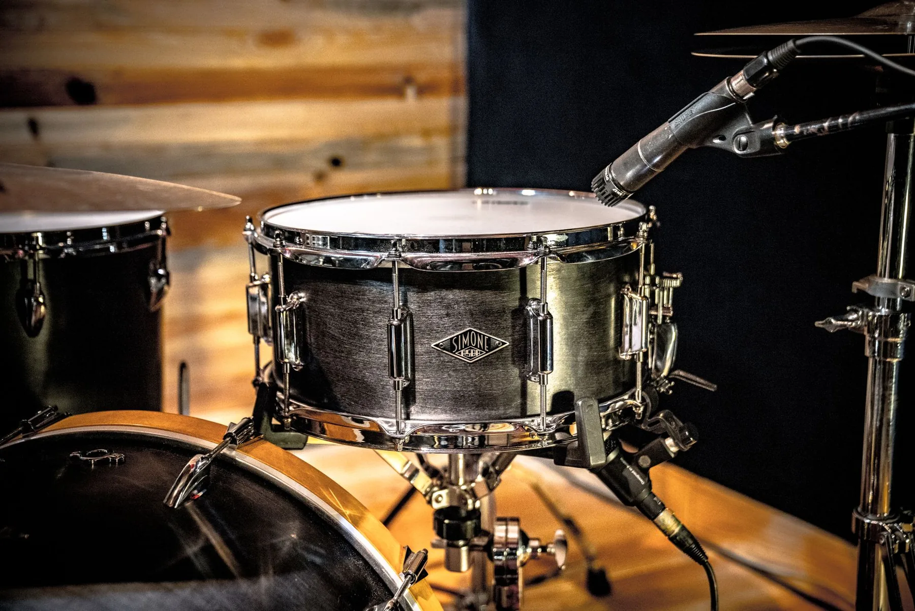 Acoustic drums in a studio
